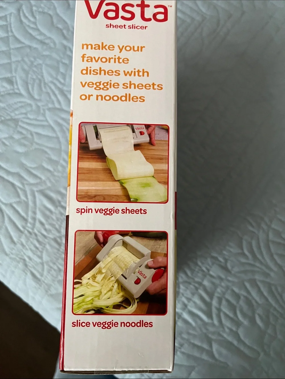 White and Red Vasta Spin Slicer -